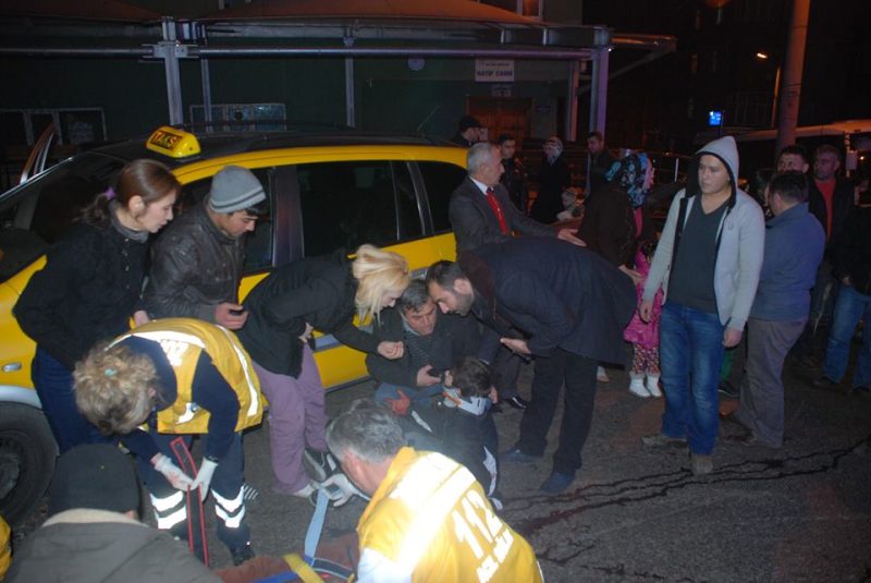 MOTOSİKLET KAZASINDA 2 YARALI