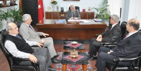 KAYMAKAMA GİTTİLER