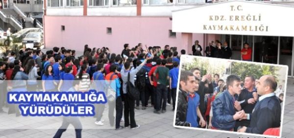 ÖĞRENCİLER EYLEMDE