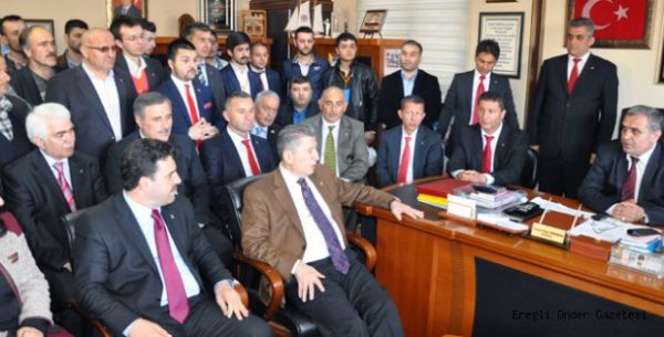 SÖZÜ SENDİKA SÖYLER