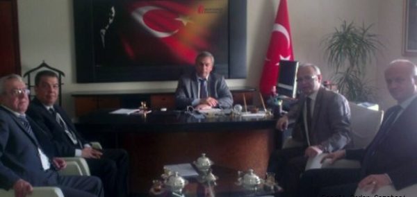 VAKIFA CANDAN ELİ DEĞDİ