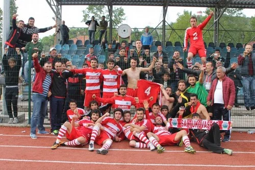 SALTUKOVASPOR SÜPER LİG BİLETİ ALDI