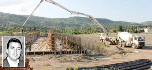TRİBÜN YAPIMI SÜRÜYOR