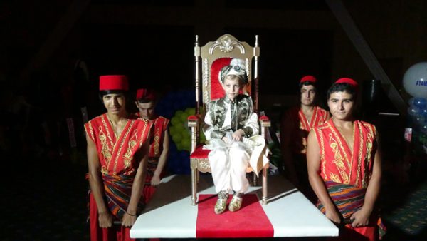 DİLLERE DESTAN SÜNNET DÜĞÜNÜ