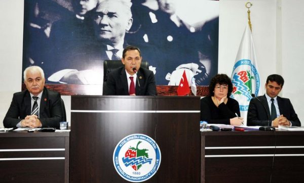 MECLİS SAKİN GEÇTİ