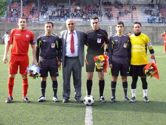 TEK GOLLE GELEN MUTLULUK