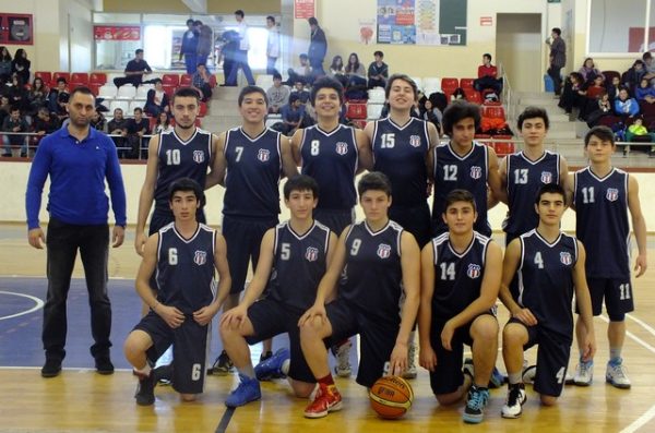 ZES BASKET TAKIMI İLK RESMİ MAÇINI OYNADI