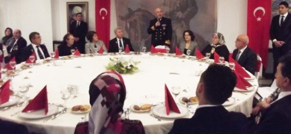 BİZİM PAŞAMIZ ASOSYAL DEĞİL