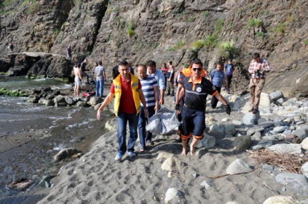 CAN KURTARMAK İSTEDİ, CANINDAN OLDU..!