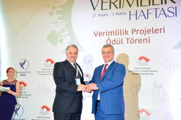 ERDEMİR ÖDÜLE DOYMUYOR..!