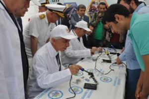 BİLİM İNSANLARINI KEŞFETMEK İSTİYORUZ