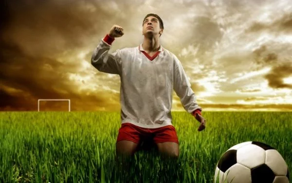FUTBOLDA YILIN EN’LERİ..!
