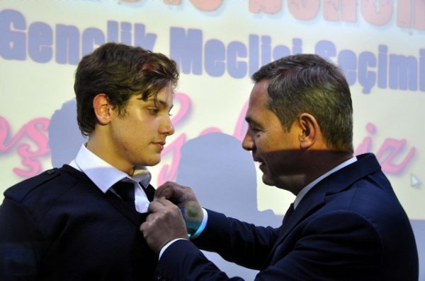 ÇOCUK VE GENÇLİK MECLİSİ BAŞKANLARI SEÇİLDİ