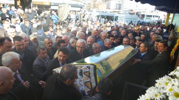 AYDIN DEFNEDİLDİ