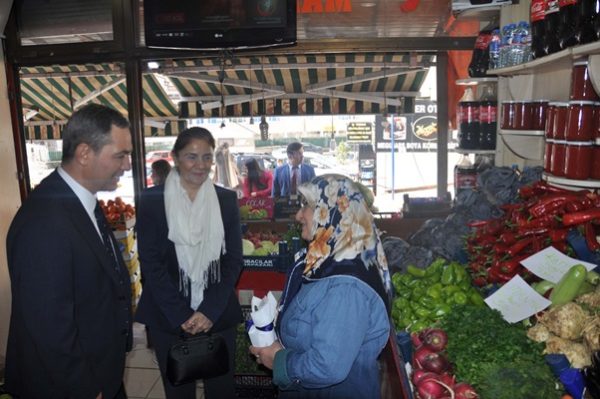 İŞYERLERİNDE ZİYARET ETTİ