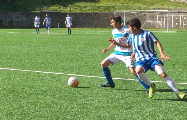 FIFA KOKARTLI HAKEM YÖNETTİ