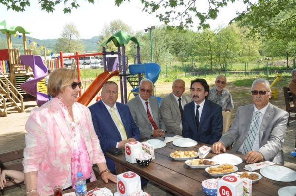 AT İLE TERAPİ
