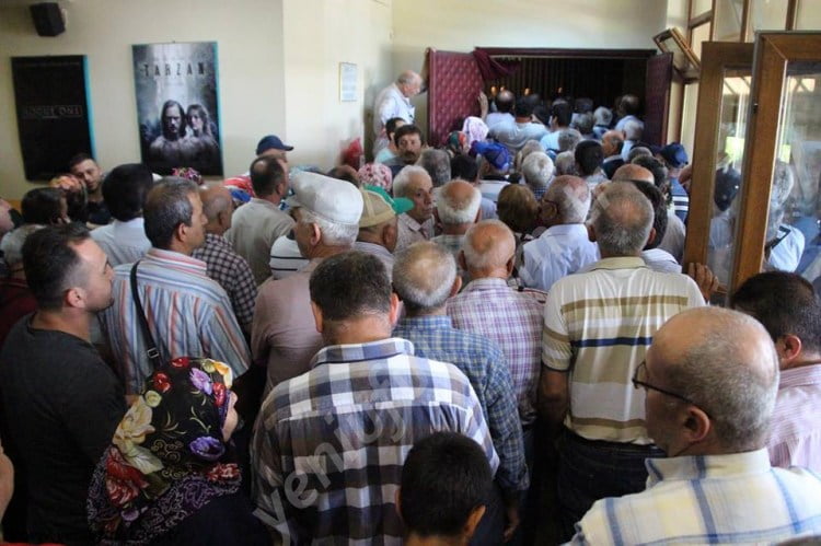 EMEKLİLERE KURA EZİYETİ!..