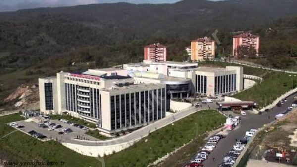 9 SAĞLIK ÇALIŞANI AÇIĞA ALINDI..