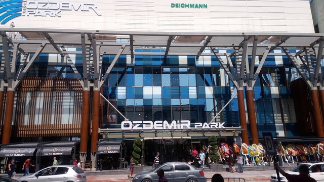 ÖZDEMİR  PARK HİZMETE BAŞLADI.