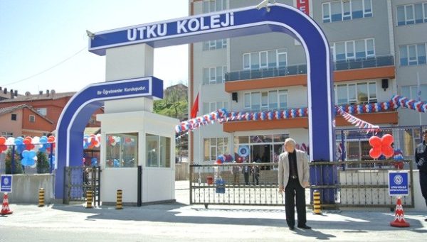 FLAŞ..YİNE UTKU, YİNE SKANDAL!..