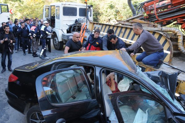 FECİ KAZA…