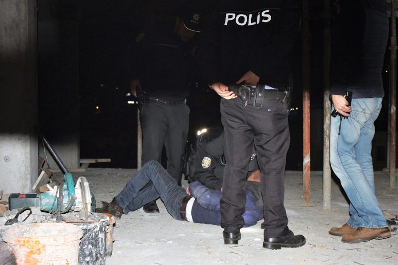 GECE YARISI İNTİHAR GİRİŞİMİ…