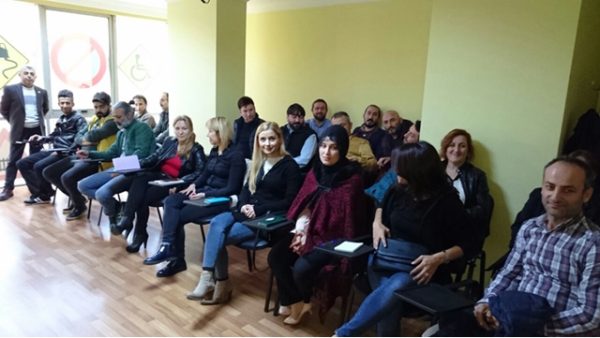KUAFÖRLERE İLK YARDIM KURSU DÜZENLENDİ