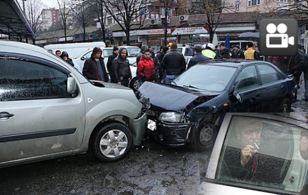 KASAP DÜKKANINA GİRDİ