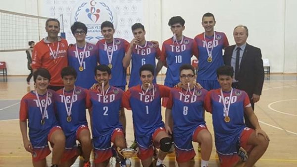 İL ŞAMPİYONU EREĞLİ TED KOLEJİ