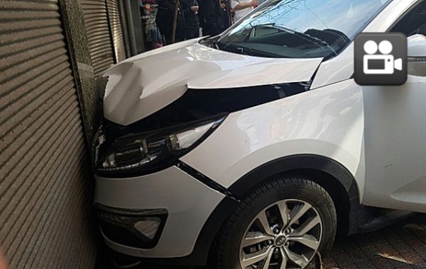 AYAĞININ ÜZERİNDEN GEÇTİ VE…