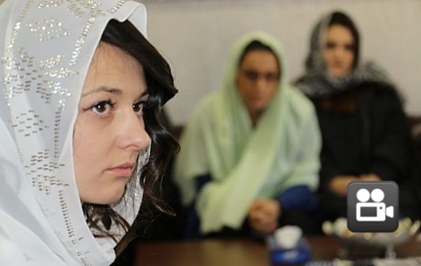 TARIM İLÇE MÜDÜRÜNÜN GELİNİ MÜSLÜMAN OLDU