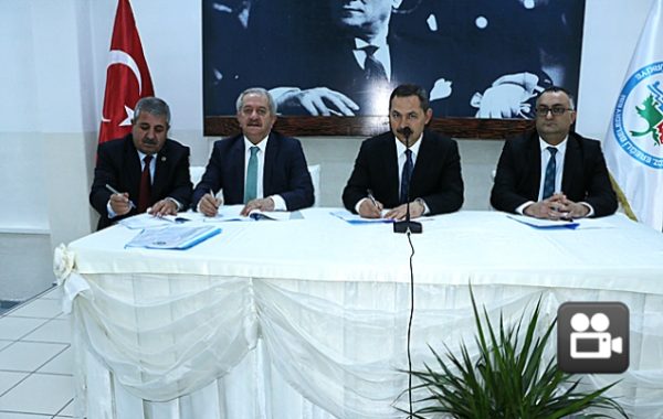 TÖREN EŞLİĞİNDE İMZALANDI