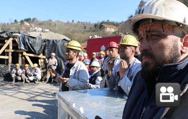 HAYATINI KAYBEDEN MADENCİLER ANILDI
