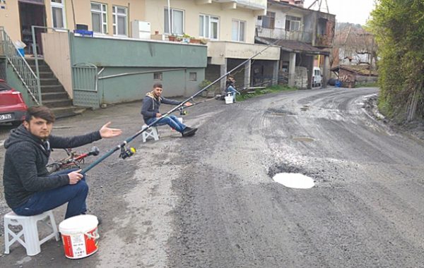 YOLDA BALIK TUTTULAR