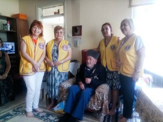 ELA�F LA�OS KULA?BA?N’DEN ANLAMLI ZA�YARET..