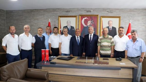 CA�VELEK; VE YA�NETA�M KURULU’NDAN MHP’YE ZA�YARETTE BULUNDU..