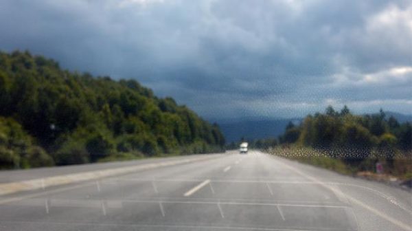 YOL YAPIMI KAZAYA SEBEB OLUYOR LA?TFEN A�NLEM ALINSIN CAN YANMASIN..