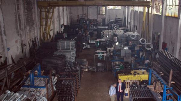 ERDEMA�RDEN EMEKLA� OLDUKTAN SONRA  KENDA� FABRA�KALARINI KURDULAR..