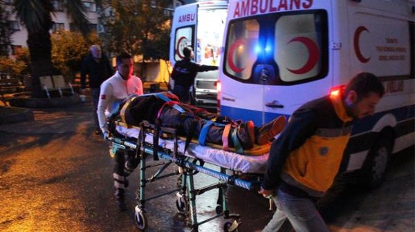 ZONGULDAK’TA YOLDAN A�IKAN ARAA� YA?KSEKLA�KTEN DA?AzTA?..