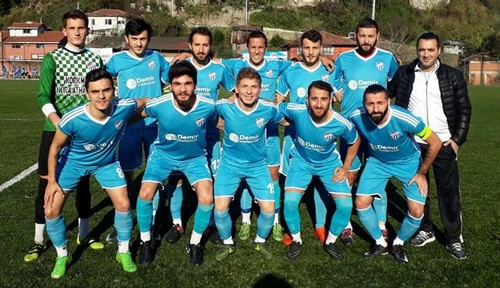 GELA�K KENDA� EVA�NDE KAYIP