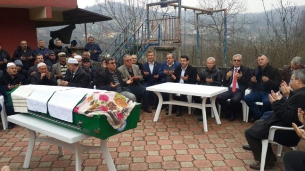 SEVENLERA� YALNIZ BIRAKMADI