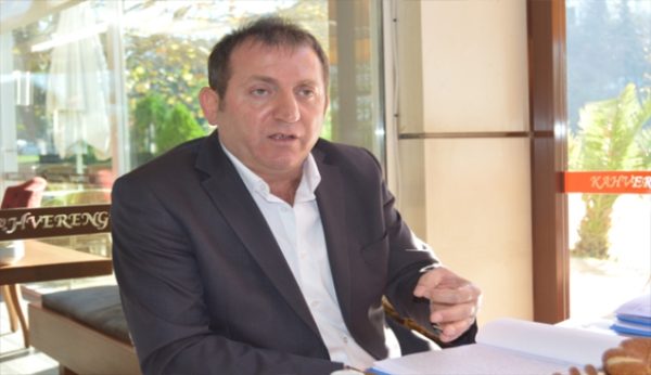 NA�YAZA� A�ZCAN GA?A�LENA�YOR