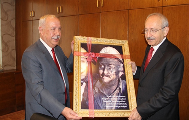 AKDEMA�R TABLO HEDA�YE ETTA�