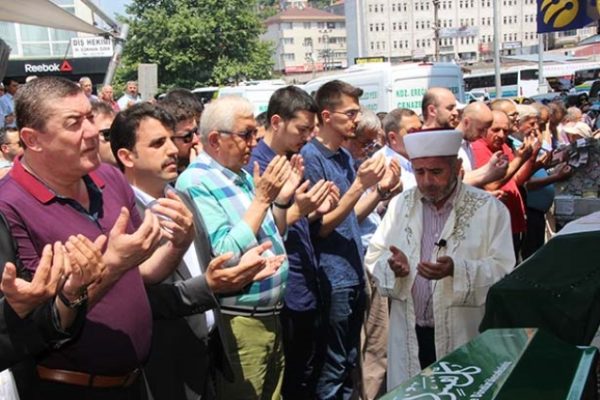 SON YOLCULUĞUNA UĞURLANDI