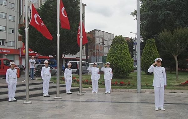 RESMİ TÖREN YAPILDI