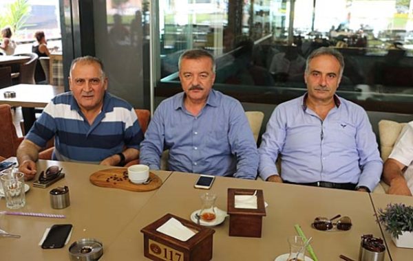 HAFTA SONUNU VATANDAŞLARLA GEÇİRDİ