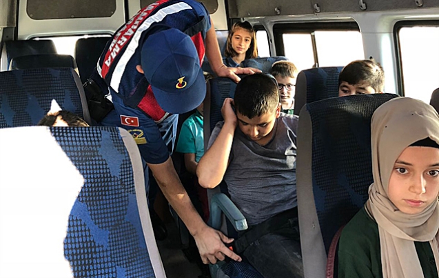 JANDARMADAN OKUL SERVİSLERİ DENETİMİ…