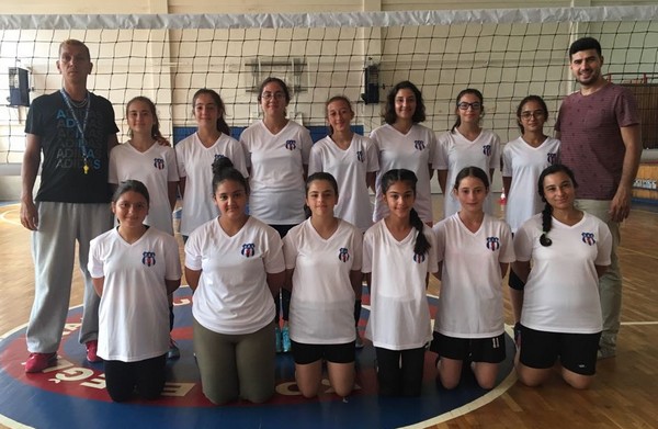 Z.E.S VOLEYBOLA HAYAT VERİYOR…