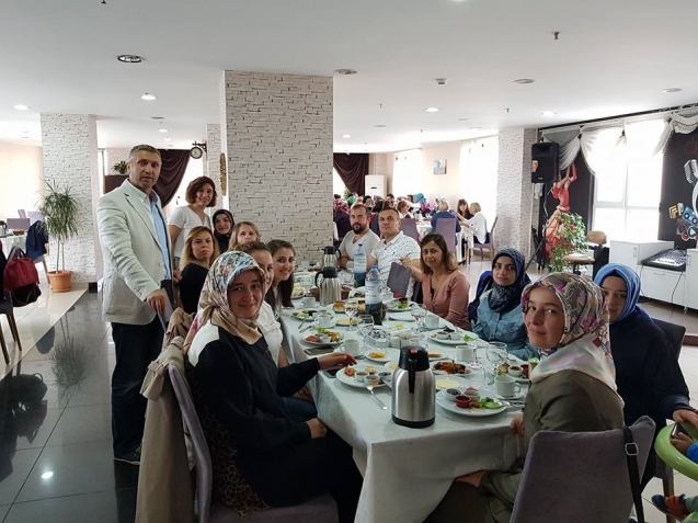 EN BÜYÜK DESTEKÇİLERİ VELİLER…